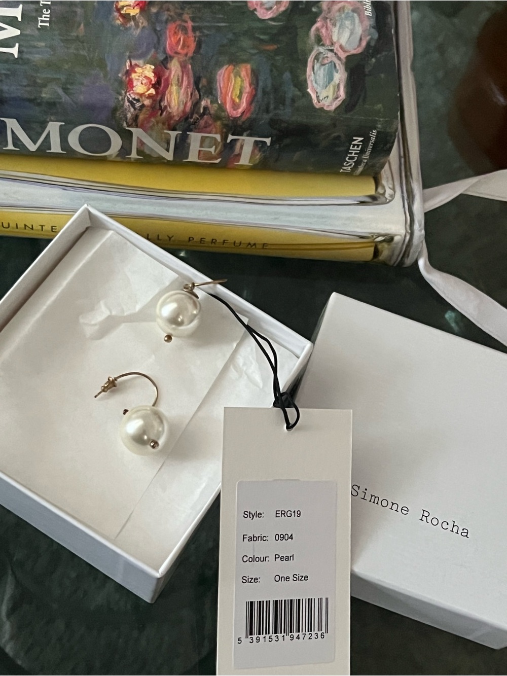 Simone Rocha Gold Pearl Hoop Earrings - White Pearls